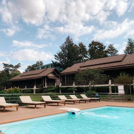 PhuBachiang Golf&Resort Pakse Bagian luar foto