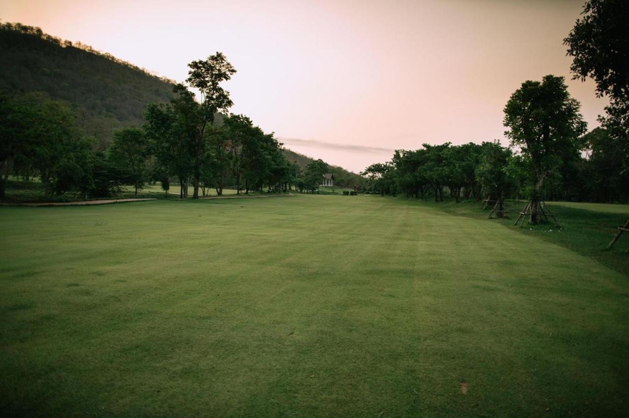 PhuBachiang Golf&Resort Pakse Bagian luar foto