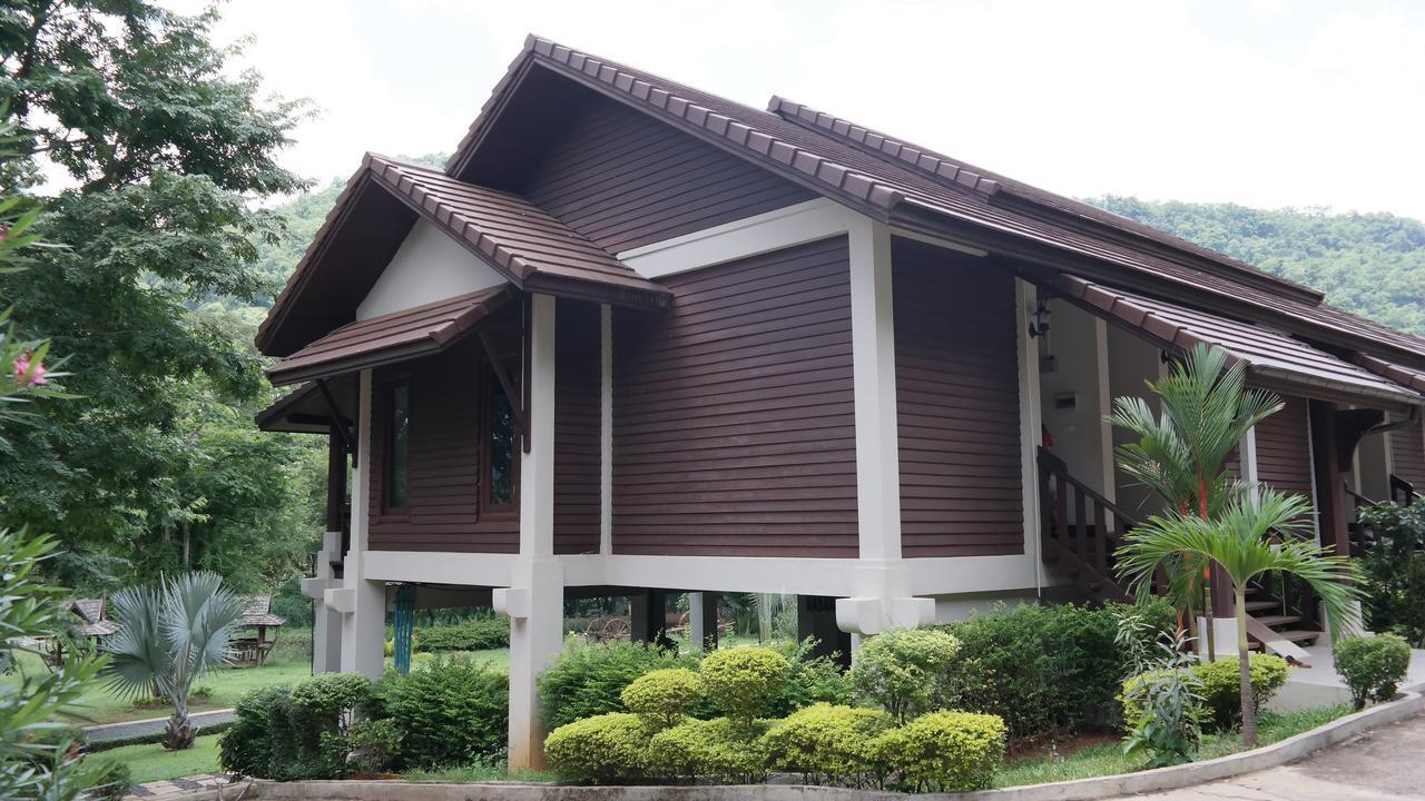 PhuBachiang Golf&Resort Pakse Bagian luar foto