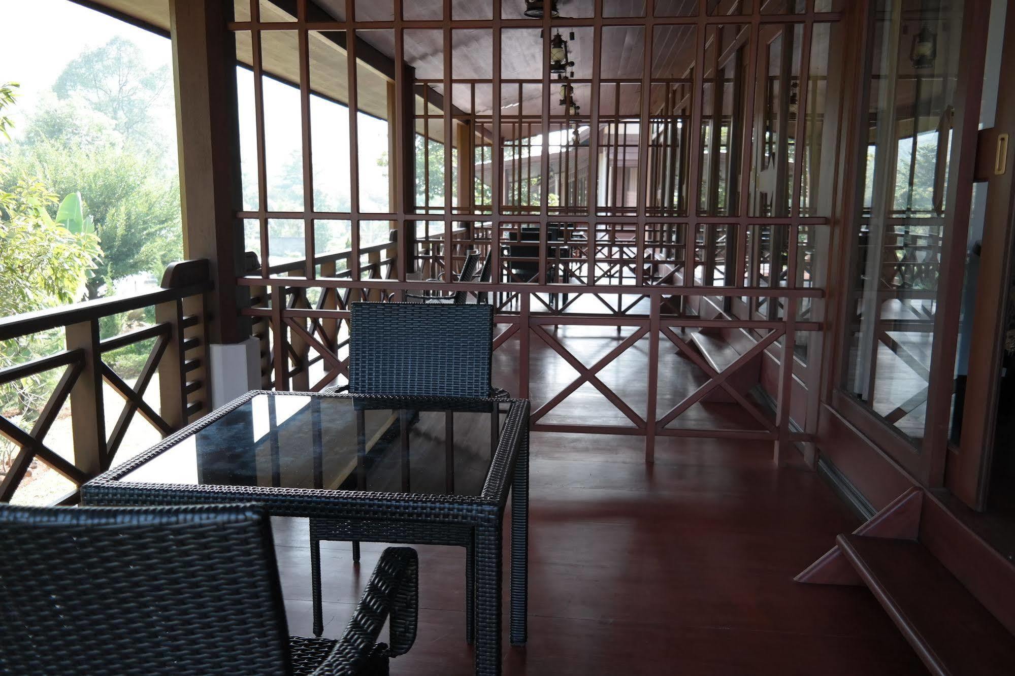 PhuBachiang Golf&Resort Pakse Bagian luar foto